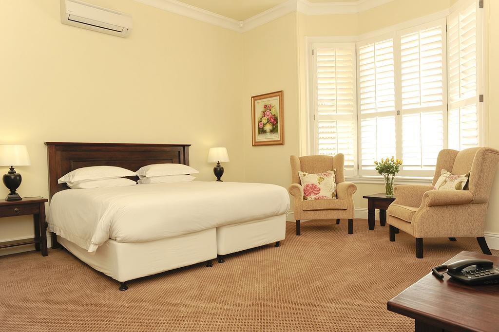 Sica'S Guest House - The Loft Durban Room photo