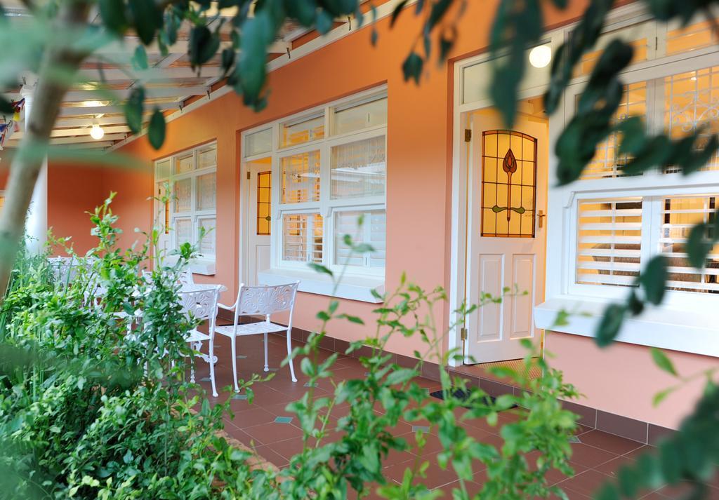 Sica'S Guest House - The Loft Durban Exterior photo